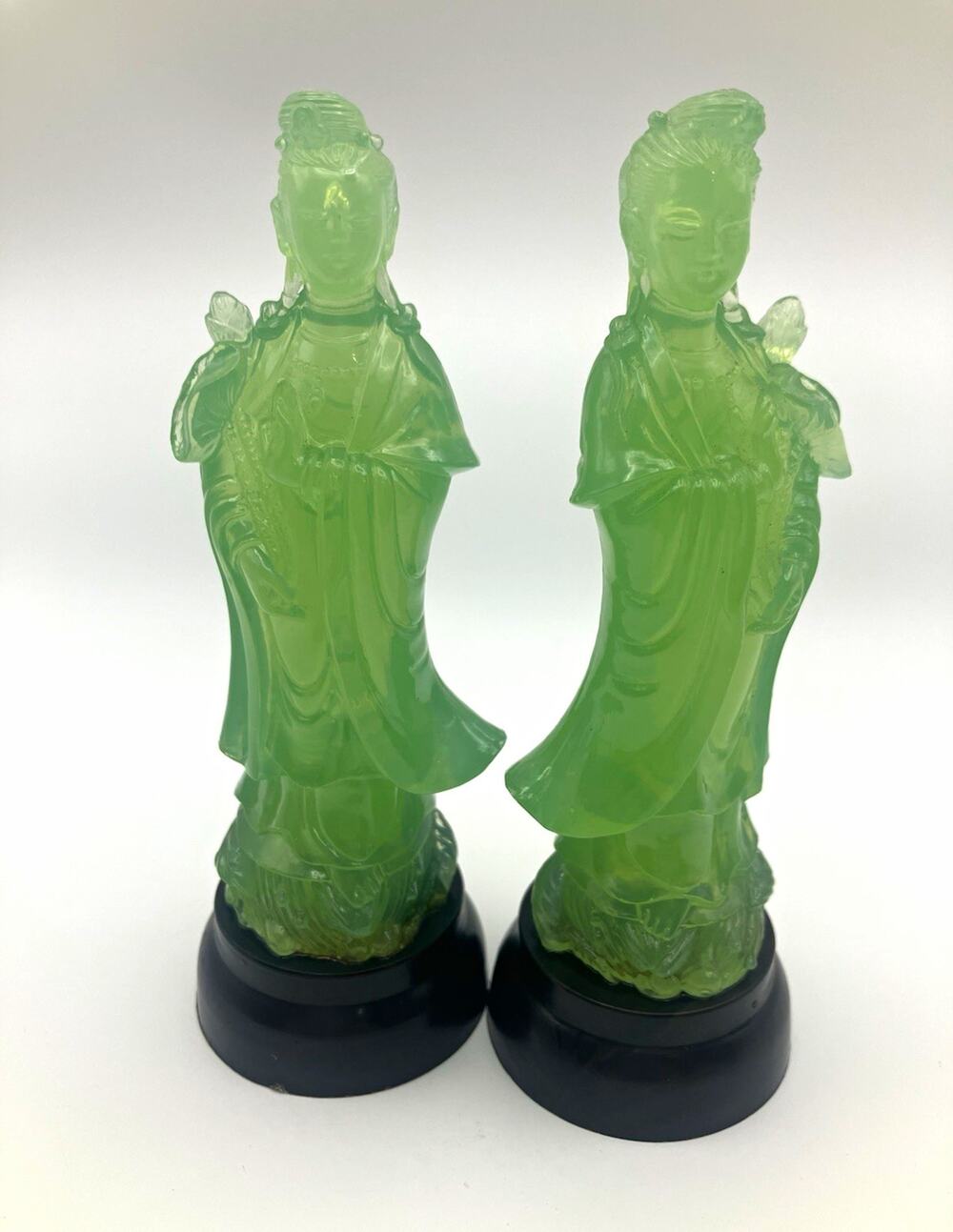 Vintage VITA Hong Kong Faux Jade Guanyin Kwan Yin Figurines Pair Green 4.25”
